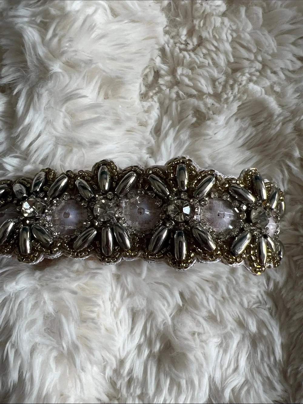 NWT | Altar'd State Crystal Floral Embellished Belt in Ivory and Gold, Size L